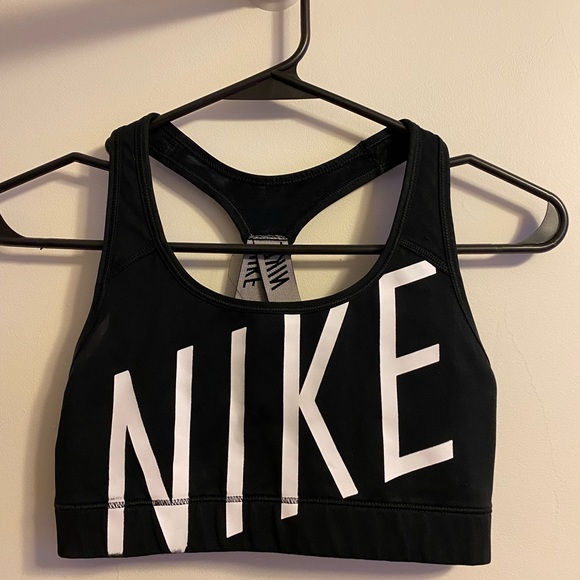 Nike Sports Bra - Picture 1 of 3